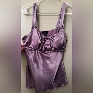 Barely worn, light purple top, size Junior XL